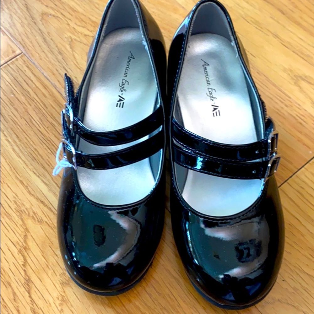 American Eagle toddler dancing shoes size 10.5